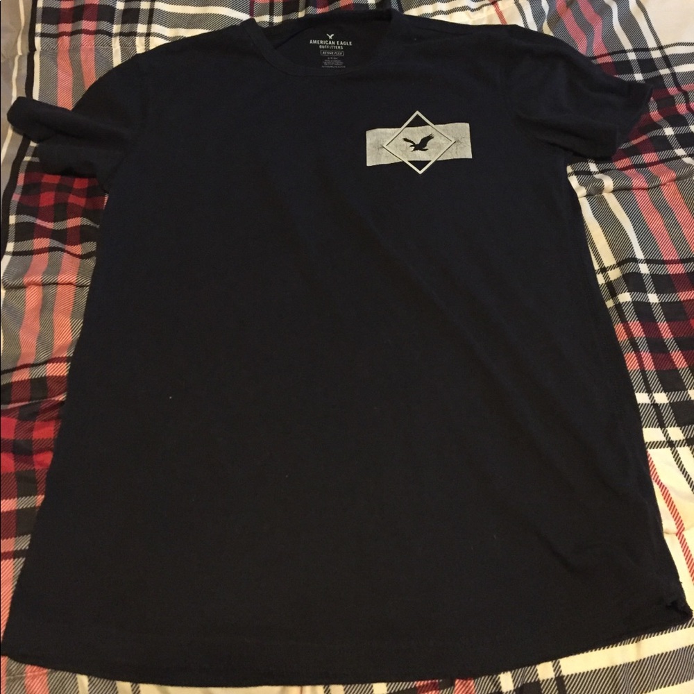 American Eagle tee